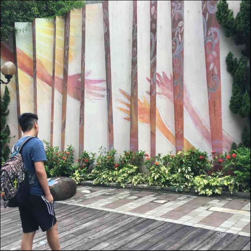 Meet your Posher, Selcon